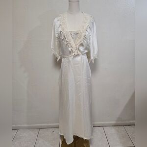 Miss Dior Vintage 70s Nightgown & Robe Union Made